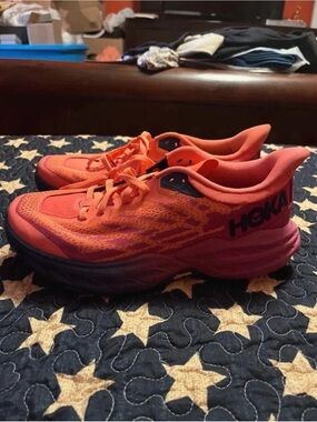 Hoka Speedgoat 5